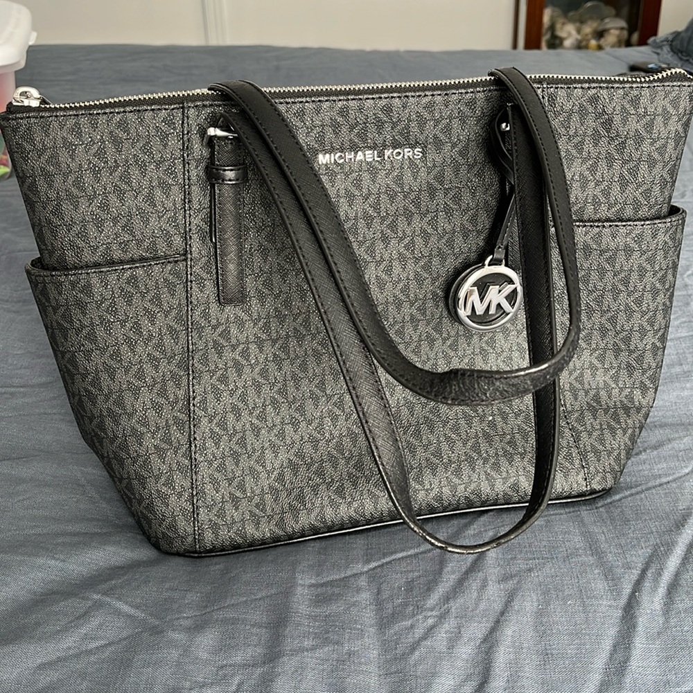 Michael Kors Tote